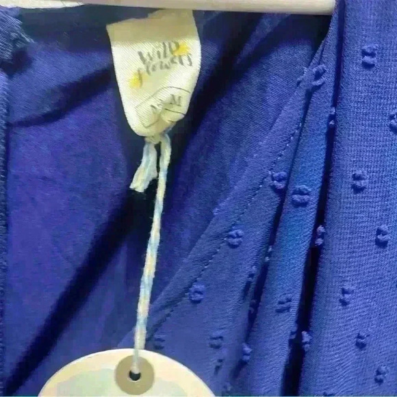 NWT Wildflowers Feliz Navidad Dress - Picture 10 of 10